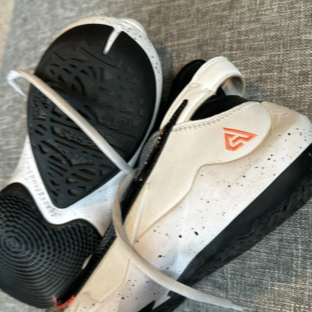 Nike Zoom Freak 2 Giannis Antetokounmpo Denim